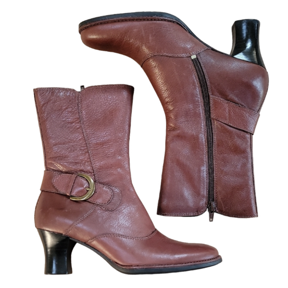 Clarks Shoes - Clarks Brown Leather Ankle Boots With Buckle Size 6.5 EUC